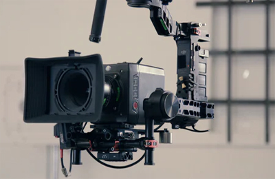 宣傳片的播放時長有何建議？