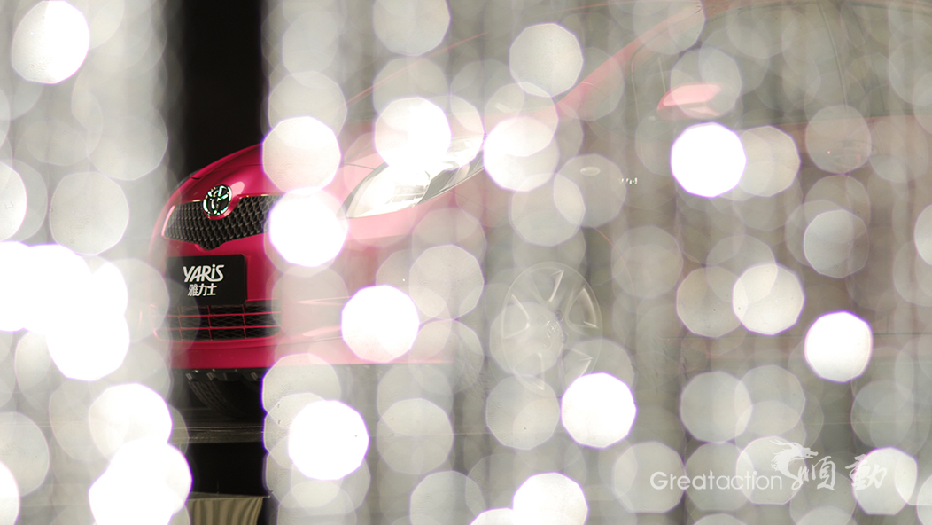 周杰倫、莫文蔚攜手雅力士汽車